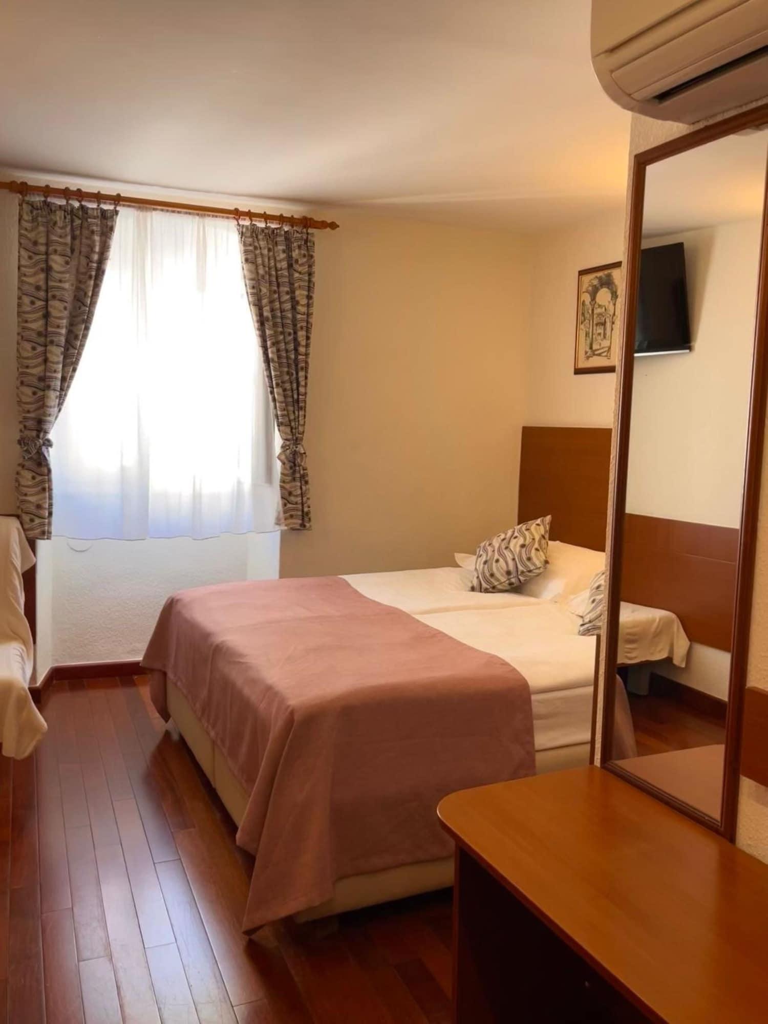 ספליט Hotel Kastel 1700 מראה חיצוני תמונה