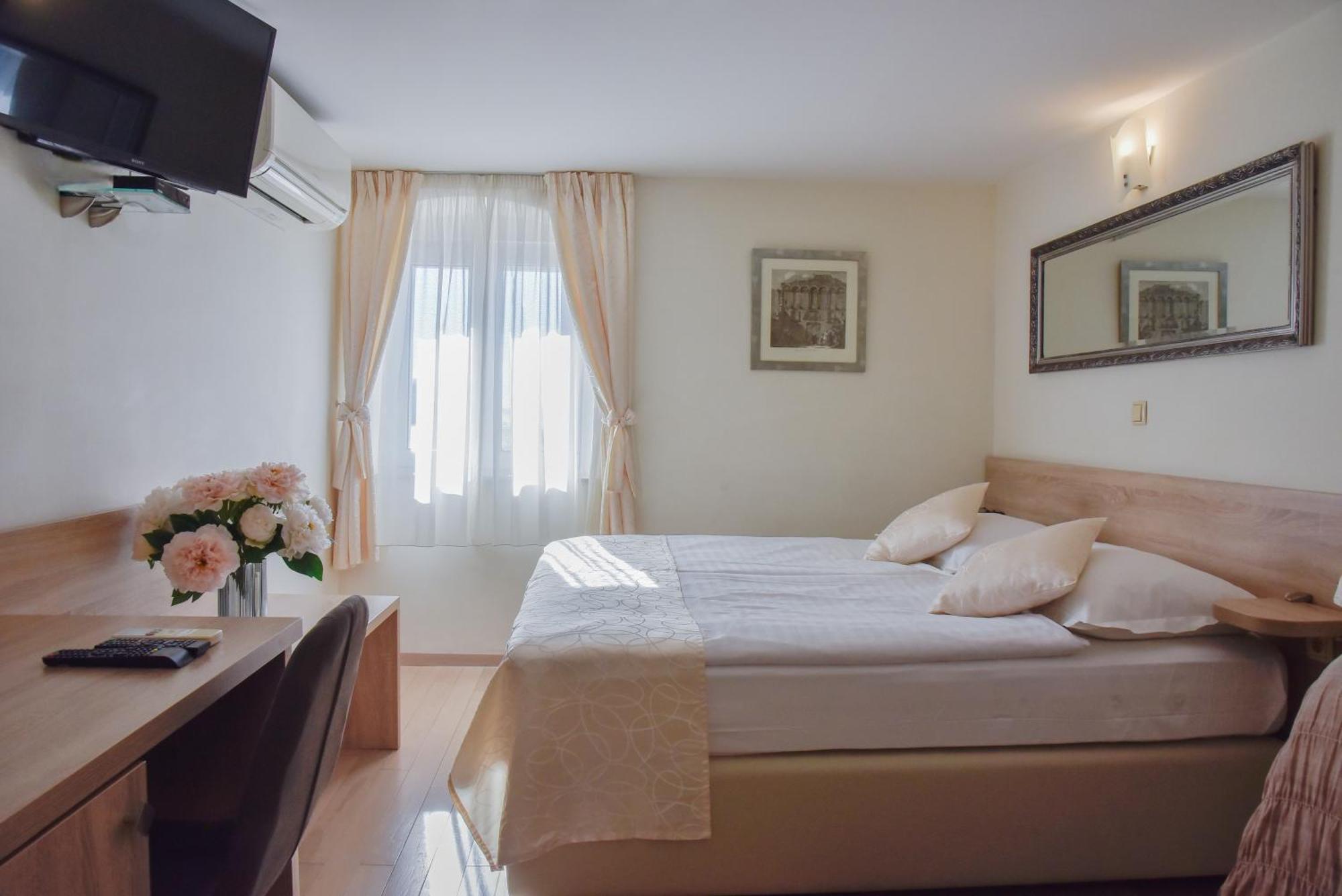 ספליט Hotel Kastel 1700 מראה חיצוני תמונה
